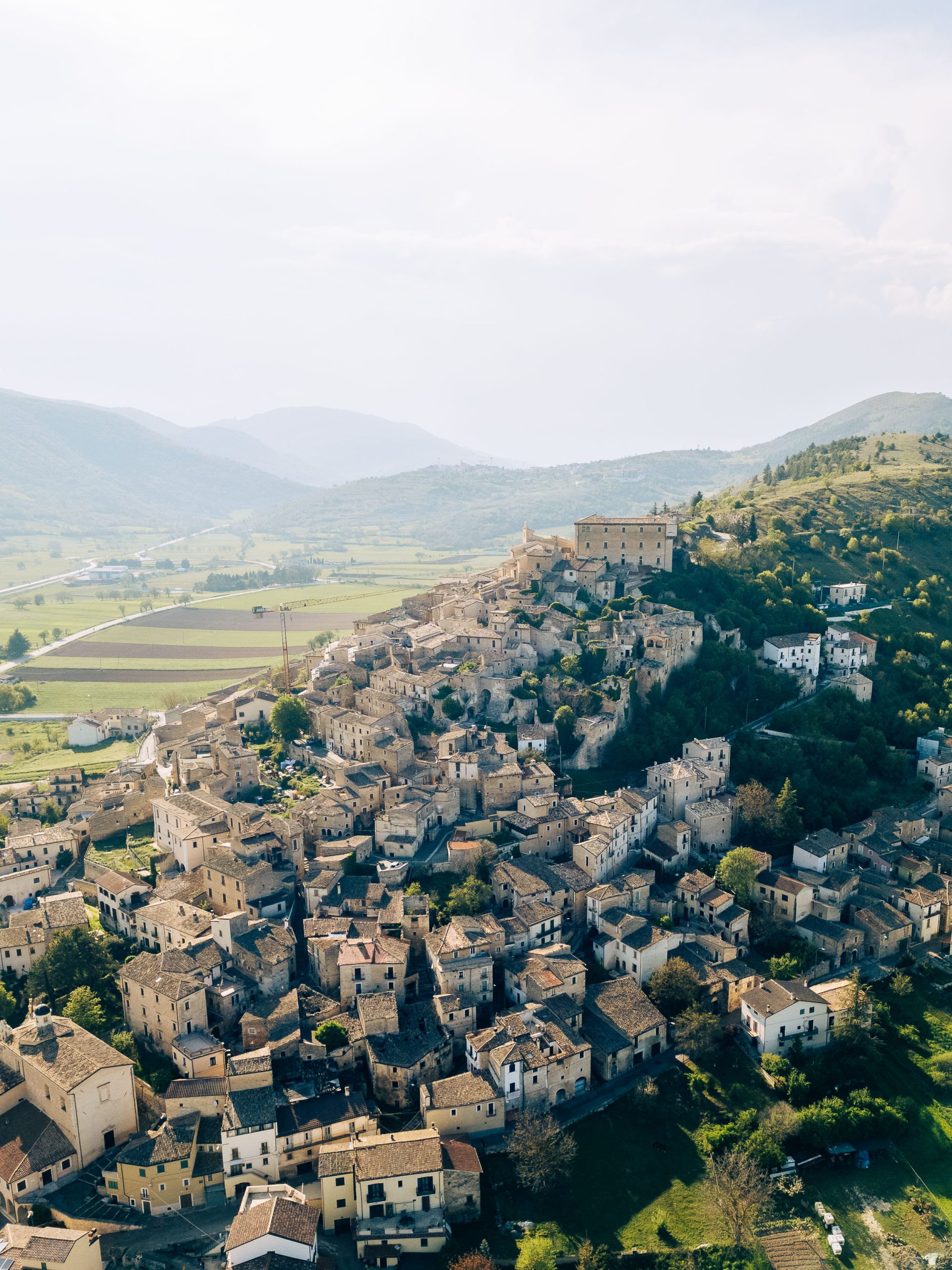 1 Altopiano_Navelli scaled