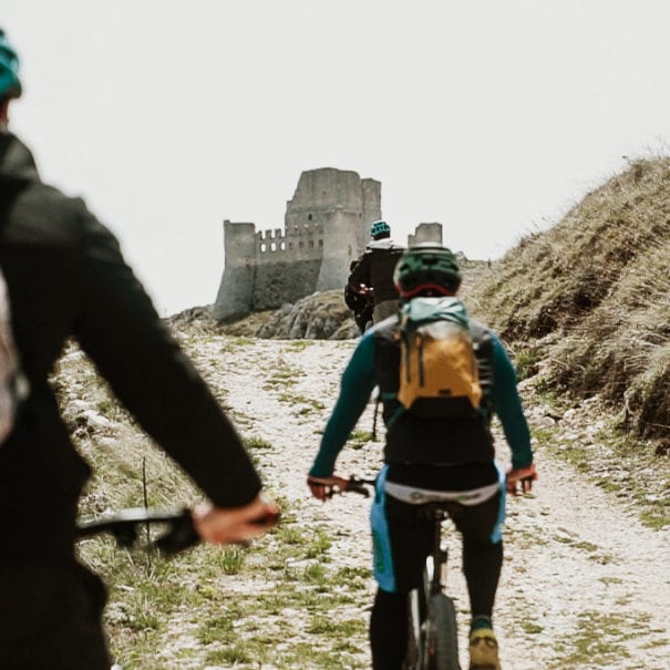 tour abruzzo bici