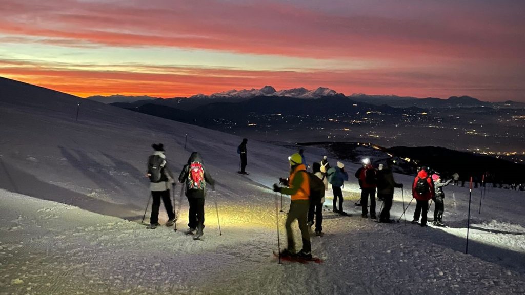 ciaspolate tramonto majella vista mare abruzzo