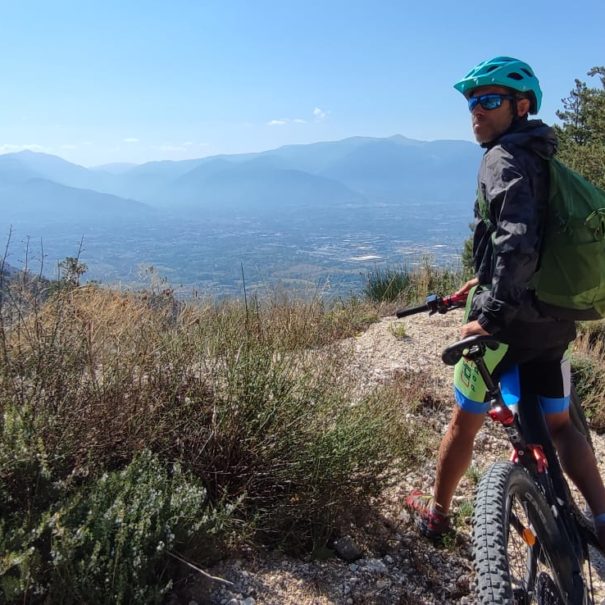 tour abruzzo bici