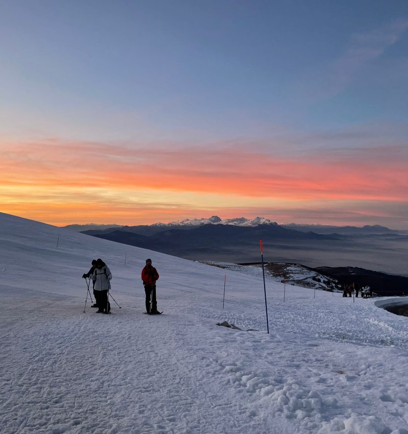 ciaspolata tramonto vista mare